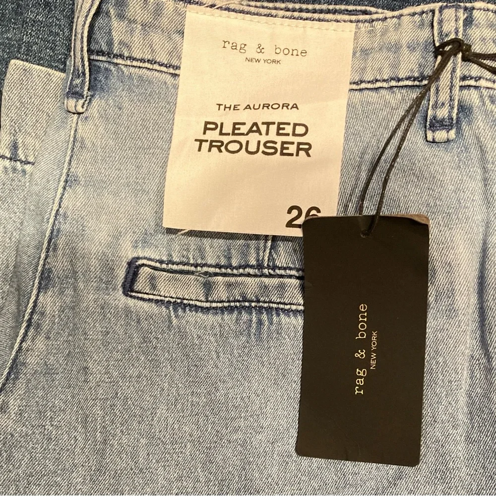 NWT Size 26. Rag & Bone Aurora Pleated Trousers, High Rise, Wide-Leg, Light Blue - Picture 5 of 5